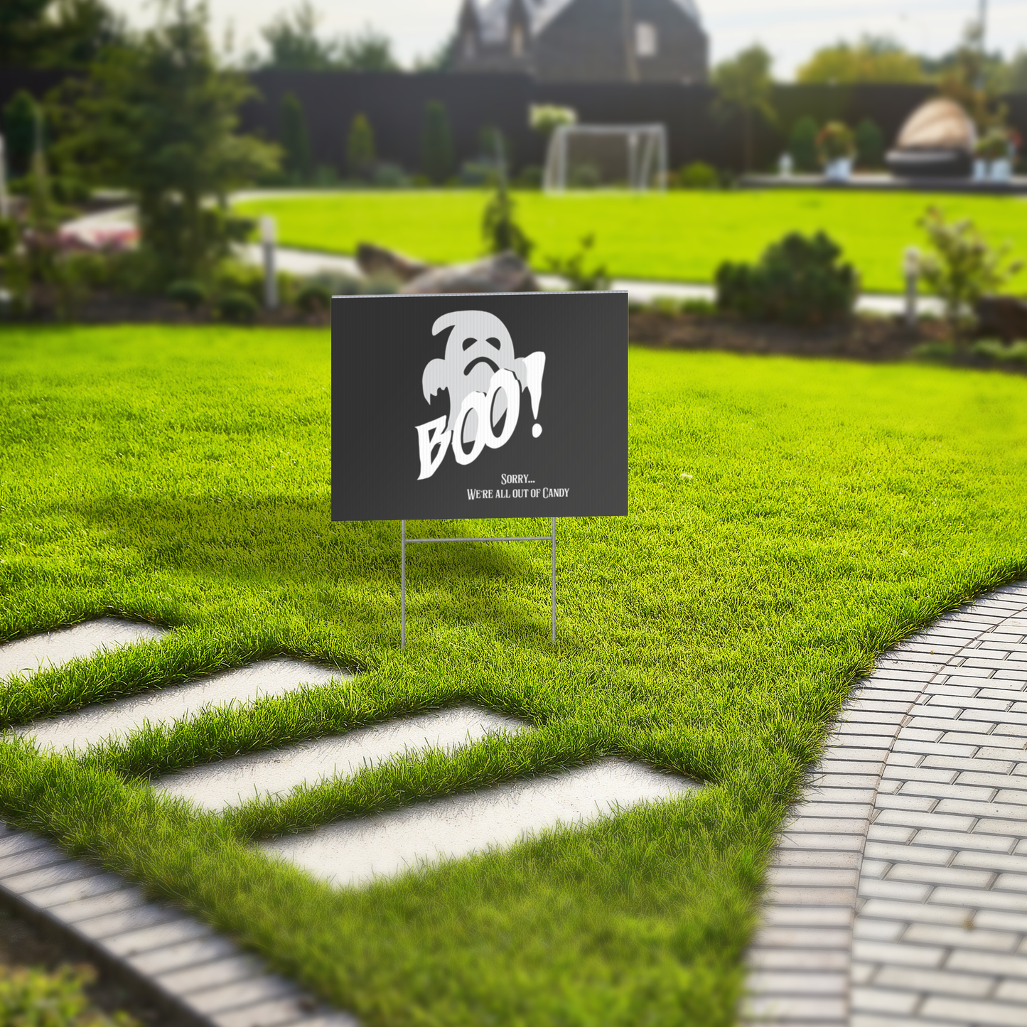 BOOhoo_YardSign_Lifestyle_Mockup.png